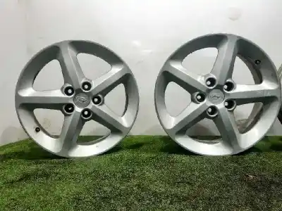 Pezzo di ricambio per auto di seconda mano set di cerchione in lega per hyundai sonata (nf) 2.0 crdi comfort i riferimenti oem iam r17  