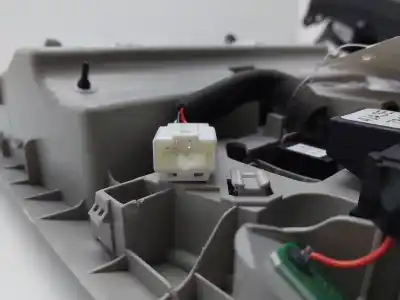 Автозапчасти б/у внутренний свет за nissan pulsar (c13) acenta ссылки oem iam 264303zl3d  