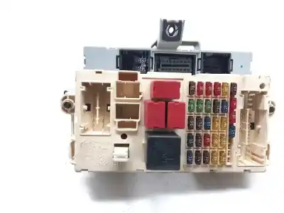 Peça sobressalente para automóvel em segunda mão caixa de fusíveis e relés por fiat stilo (192) 1.9 jtd cat referências oem iam 0051759555
