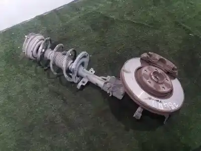 Автозапчасти б/у передняя правая кулачка за renault laguna ii (bg0/1_) 1.9 dci (bg08, bg0g) ссылки oem iam 8200322078  