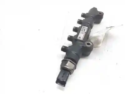 Автозапчасти б/у рампа инжектора за ford focus c-max (cap) ghia (d) ссылки oem iam 9654592680  