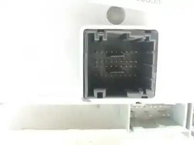 Second-hand car spare part fuse box unit for fiat stilo van (192_) 1.9 jtd (192dxf1a) oem iam references 0051759555  
