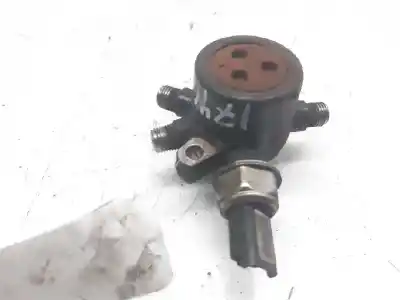 Second-hand car spare part distributor pipe for renault kangoo (f/kc0) express confort oem iam references 8200379933   Second-hand car spare part distributor pipe for renault kangoo (f/kc0) express confort oem iam references 8200379933