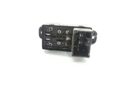 Pièce détachée automobile d'occasion commande de lève vitre arrière gauche pour kia rio 1.5 crdi ex2 références oem iam 935811g000