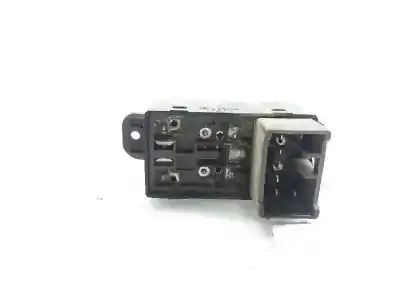 Pièce détachée automobile d'occasion commande de lève vitre arrière droit pour kia rio 1.5 crdi ex2 références oem iam 935811g000