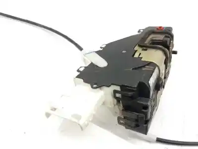 Pezzo di ricambio per auto di seconda mano serratura porta posteriore destra per peugeot 407 sw sr confort riferimenti oem iam 9660699180  