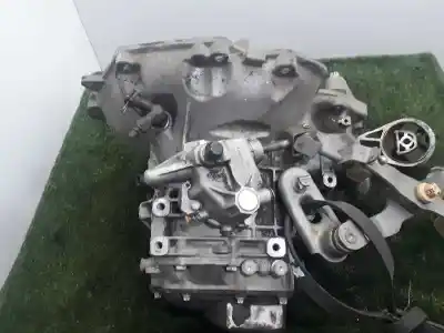 Second-hand car spare part gearbox for opel corsa d enjoy oem iam references z12xep  5 velocidades