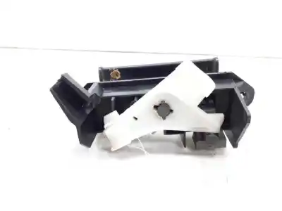 Second-hand car spare part tailgate back door handle for toyota corolla (e12) 2.0 d-4d sol sedán oem iam references 6902313020