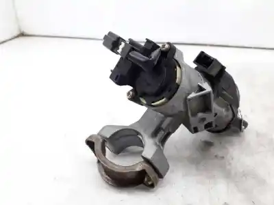 Second-hand car spare part ignition switch for toyota corolla (e12) 2.0 d-4d sol sedán oem iam references 9008087021  