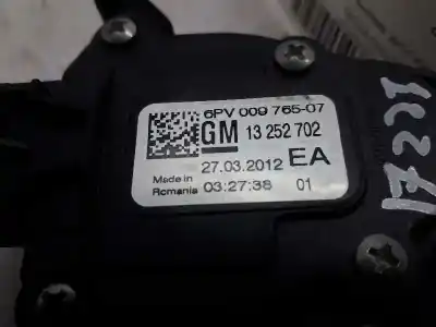 Автозапчастина б/у педальний потенціометр для opel astra j lim. selective посилання на oem iam 13252702  