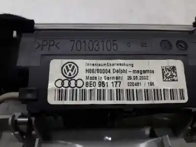 Pièce détachée automobile d'occasion LUMIÈRE INTÉRIEURE pour AUDI A4 BERLINA (8E)  Références OEM IAM 8E0951177  