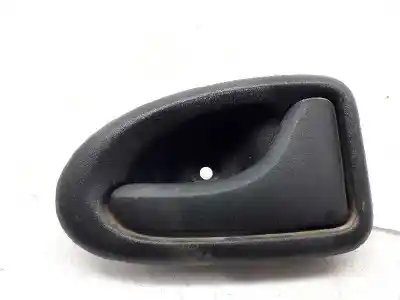 Second-hand car spare part interior right rear handle for renault megane i scenic (ja0) 1.9 d alize 90 cv / 66 kw oem iam references 7700830079