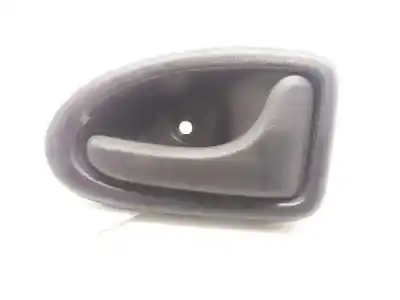 Автозапчасти б/у внутренняя задняя правая ручка за renault clio ii fase ii (b/cb0) base authentique 65 cv / 48 kw ссылки oem iam 7700423888
