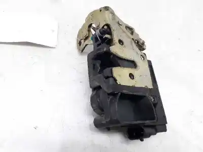 Second-hand car spare part left front door lock for daewoo lanos cool oem iam references 56348  