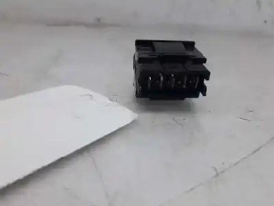 Peça sobressalente para automóvel em segunda mão botão / interruptor elevador vidro dianteiro direito por citroen xsara break 1.6i 16v exclusive referências oem iam 6552z7