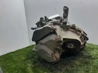 Автозапчастина б/у коробка передач для saab 9-3 combi (e50) 1.9 d посилання на oem iam r05043747f5  6 velocidades
