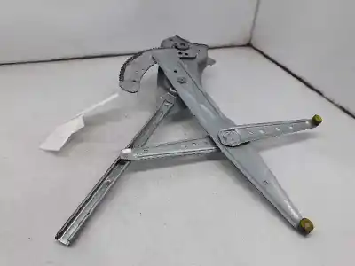 Second-hand car spare part PASSENGER SIDE RIGHT WINDOW REGULATOR for RENAULT KANGOO (F/KC0)  OEM IAM references 8200157006   Second-hand car spare part PASSENGER SIDE RIGHT WINDOW REGULATOR for RENAULT KANGOO (F/KC0)  OEM IAM references 8200157006