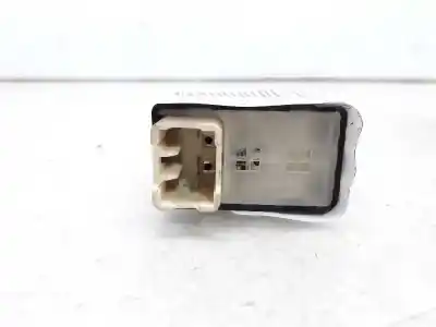 Second-hand car spare part RIGHT FRONT POWER WINDOW SWITCH for DAEWOO MATIZ  OEM IAM references 8200315013  