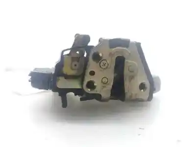 Peça sobressalente para automóvel em segunda mão fechadura da porta traseira esquerda por toyota corolla (e12) 2.0 d-4d linea luna berlina referências oem iam 322425