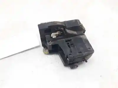 Pièce détachée automobile d'occasion serrure de porte avant droite pour renault megane i fase 2 berlina (ba0) 1.9 dti diesel 80 cv / 59 kw références oem iam 7701473172  
