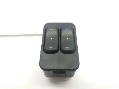 Second-hand car spare part left front power window switch for opel corsa c silverline oem iam references 133663202