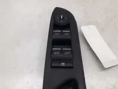 Peça sobressalente para automóvel em segunda mão botão / interruptor elevador vidro dianteiro esquerdo por ford b-max trend referências oem iam 2032975  