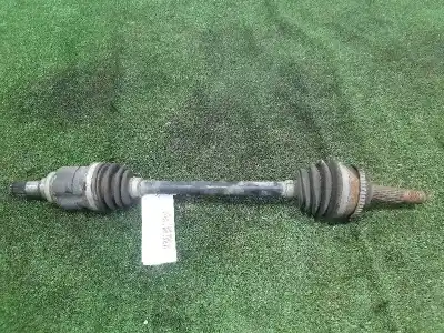 Автозапчастина б/у передня ліва трансмісія для toyota yaris (ncp1/nlp1/scp1) 1.0 linea luna посилання на oem iam p26080568  