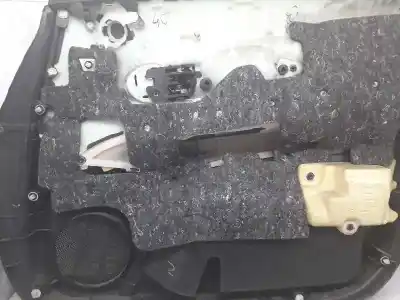 Автозапчастина б/у оббірка передніх дверей ліва для toyota auris active посилання на oem iam 676290210