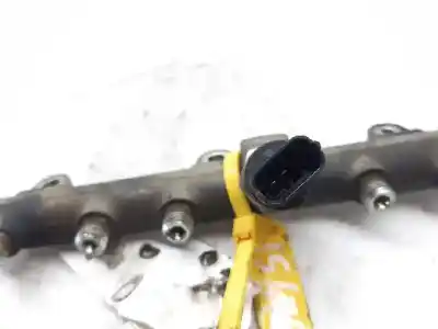 Автозапчастина б/у РАМПА ИНЖЕКТОРА для FIAT DOBLO (119)  Посилання на OEM IAM 0445214016  