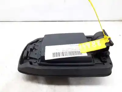 Second-hand car spare part center armrest for toyota auris advance oem iam references 5891102330