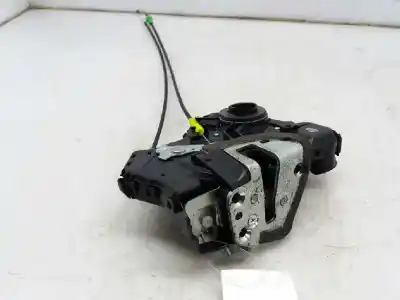 Second-hand car spare part front right door lock for toyota auris advance oem iam references 6903005130