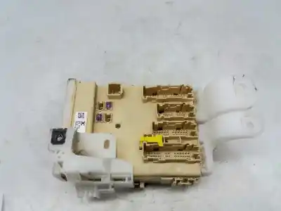 Second-hand car spare part fuse box unit for toyota auris advance oem iam references 8922102330