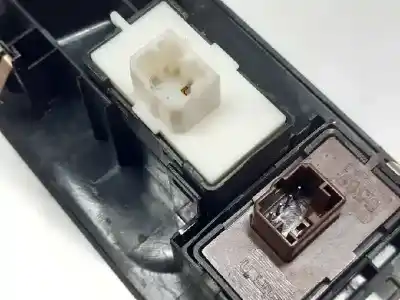 Автозапчасти б/у выключатель переднего правого окна за jeep renegade longitude fwd ссылки oem iam 5uw64lxhaa  