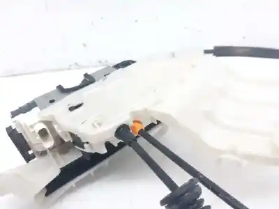 Автозапчасти б/у замок передней правой двери за jeep renegade longitude fwd ссылки oem iam 52028382  