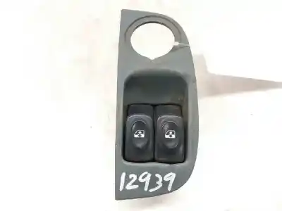 Second-hand car spare part left front power window switch for renault megane i coach (da0/1_) 1.6 e (da0f) oem iam references 7700429070
