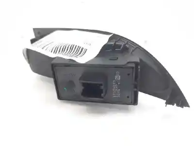 Second-hand car spare part rear left power window switch for opel astra j (p10) 2.0 cdti (68) oem iam references 13301888