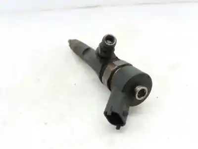 Автозапчастина б/у ИНЖЕКТОР для RENAULT LAGUNA II (BG0)  Посилання на OEM IAM 8200389369  