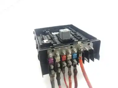 Recambio de automóvil de segunda mano de CAJA RELES / FUSIBLES para AUDI A3 SPORTBACK (8P)  referencias OEM IAM 8P0937548A  