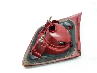 Peça sobressalente para automóvel em segunda mão farolim interior traseiro esquerdo por mazda 3 berlina (bk) 1.6 vvt active referências oem iam bp4l513j0b