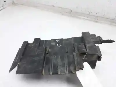 Pièce détachée automobile d'occasion BOÎTES À FUSIBLES pour RENAULT CLIO III  Références OEM IAM 403884177R  