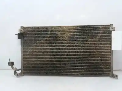 Peça sobressalente para automóvel em segunda mão condensador / radiador de ar condicionado por peugeot 106 (s2) kid d referências oem iam 962199