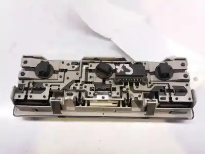 Peça sobressalente para automóvel em segunda mão LUZ INTERIOR por BMW X3 (E83)  Referências OEM IAM 63318364929  