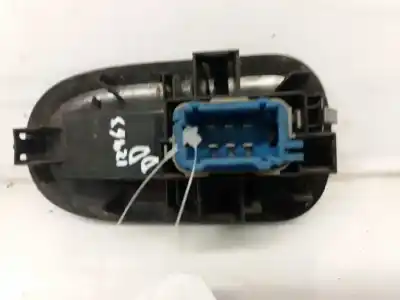 Peça sobressalente para automóvel em segunda mão botão / interruptor elevador vidro dianteiro direito por renault kangoo profesional referências oem iam 8200548968