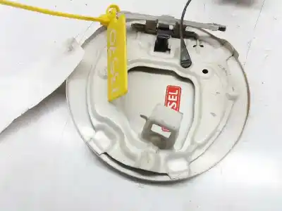 Peça sobressalente para automóvel em segunda mão tampa de combustível externa por toyota corolla verso (r1) 2.2 d-4d sol referências oem iam 772100f022