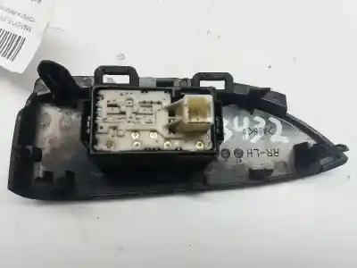 Автозапчастина б/у передні вікний вмикач для toyota prius (nhw30) eco посилання на oem iam 8404033100  