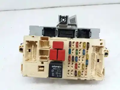 Pezzo di ricambio per auto di seconda mano scatola relè/fusibili per fiat stilo van (192_) 1.9 jtd (192dxf1a) riferimenti oem iam 0051759555  