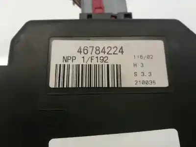 Pezzo di ricambio per auto di seconda mano quadro di chiusura per fiat stilo (192) 1.9 jtd cat riferimenti oem iam 46784224  