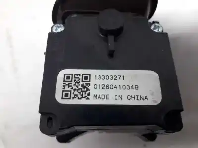 Second-hand car spare part windshiel wiper switch for opel insignia a sedán (g09) 2.0 cdti (69) oem iam references 13303271