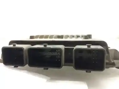 Peça sobressalente para automóvel em segunda mão centralina de motor uce por ford fiesta (cbk) trend referências oem iam 3s6112a650lc  