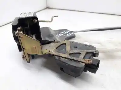 Second-hand car spare part REAR RIGHT DOOR LOCK for KIA SPORTAGE  OEM IAM references 814211F010  